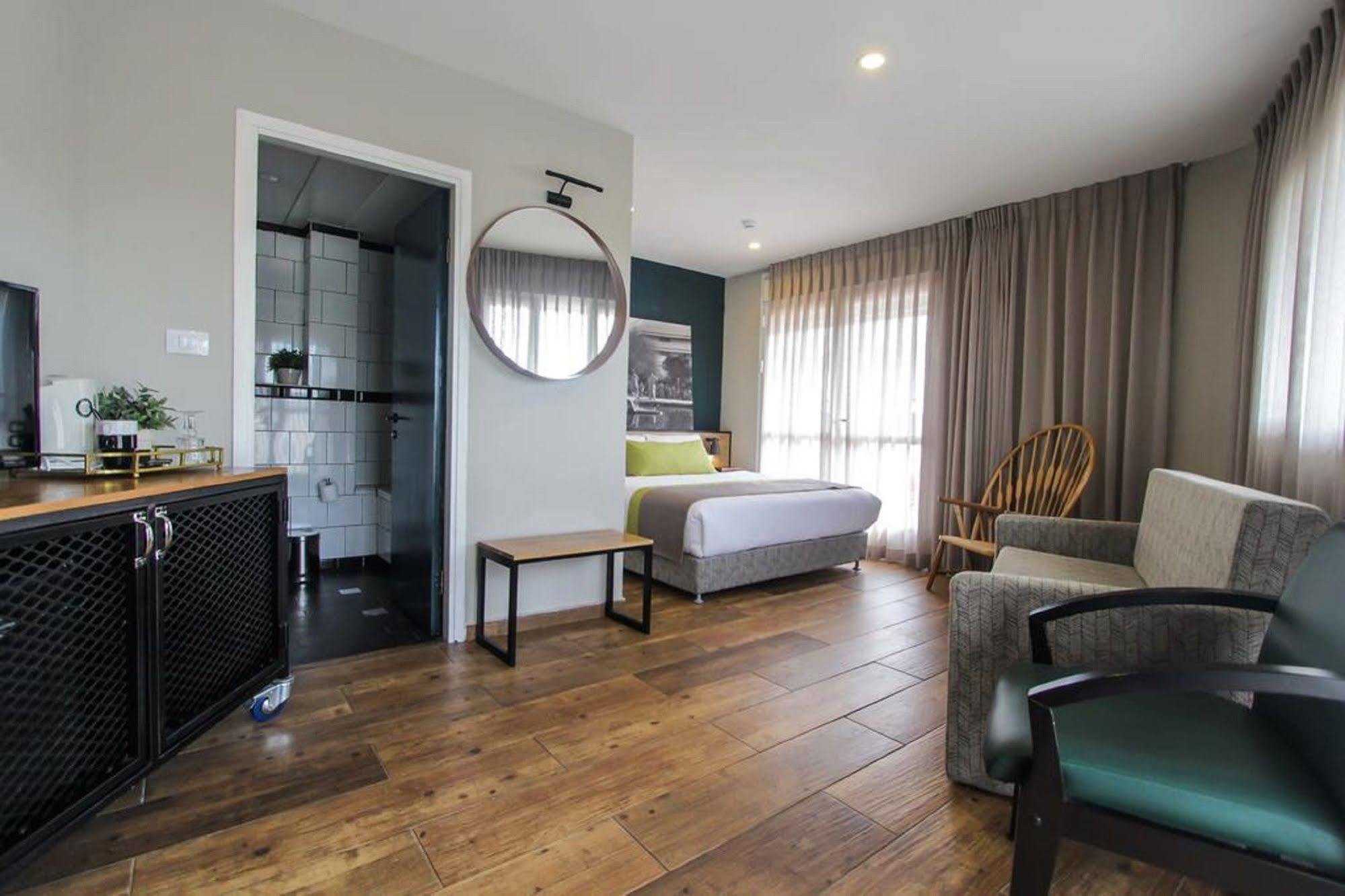 Olive The White House Hotell Tel Aviv Exteriör bild